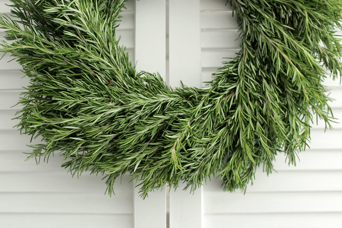 How To Make A Fragrant Wreath - Rosemary And Pines Fiber Arts